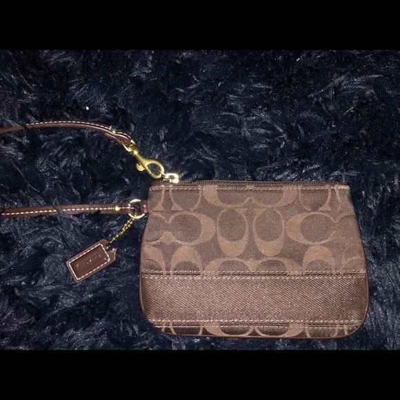 Set Of Two Brown and Black Coach wristlets - Picture 2 of 8